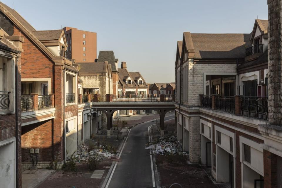 A deserted shopping center at a property development in Suzhou, Jiangsu province. China’s long-festering real-estate crisis remains an issue for its economy.