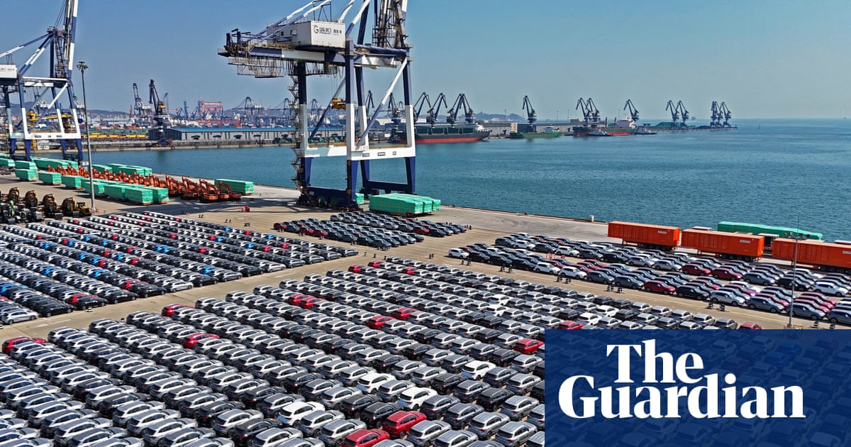 Trump insists tariff war is ‘doing really well’ as recession fears mount