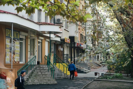 A view of the street in Kherson on 14 October.