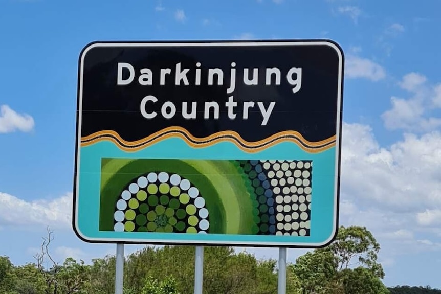  Darkinjung Country sign features Indigenous artwork