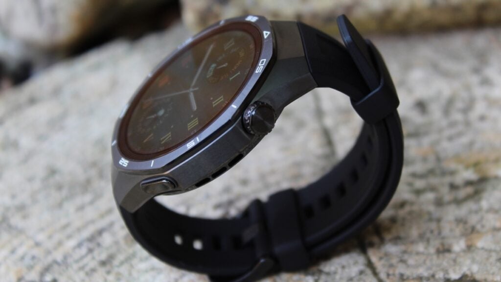 huawei-watch-gt-5-pro-review-side-on-profile